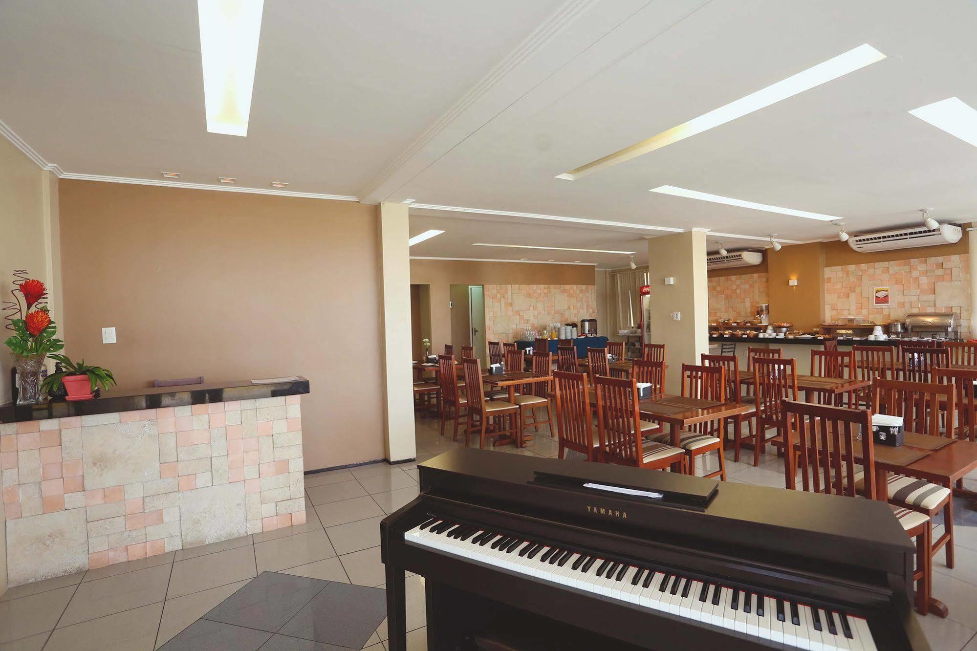 Litoranea Praia Hotel Sao Luis  Exterior photo